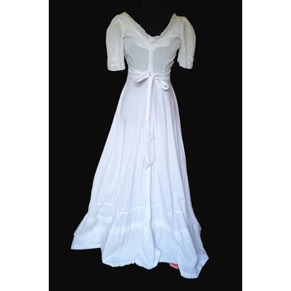 White Maxi Dress with Lace-Up Bodice - Picture 6 of 11